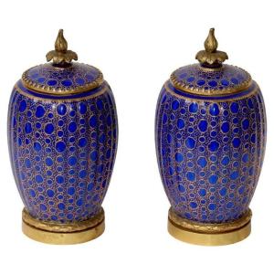  A 19th Century French Napoléon III Pair Of Porcelain Vases