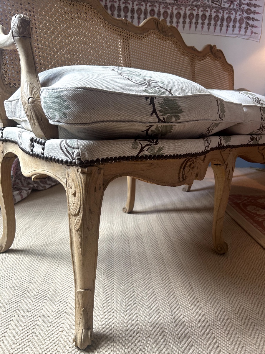 Mobilier de salon comprenant 6 fauteuils et une banquette d'époque Louis XV-photo-4