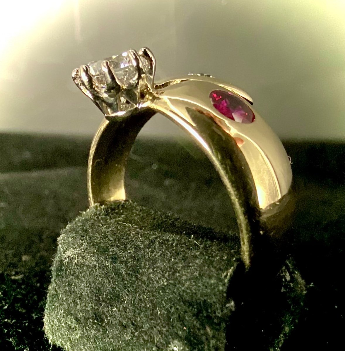 Ring In 18k Yellow Gold Set With A Brilliant Of 0.70 Carat (vs-g/h)-photo-3