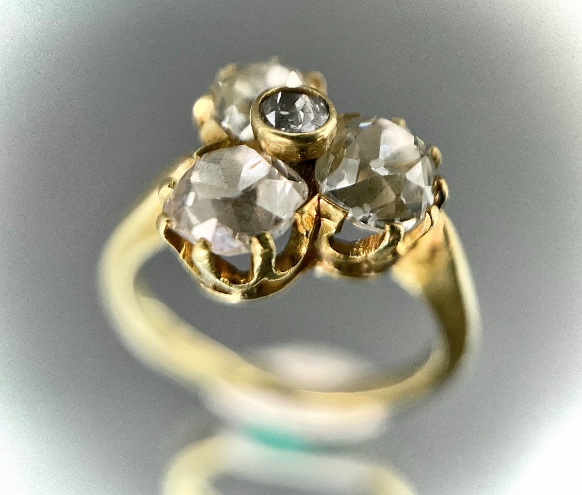 Napoleon III Ring In 18 Carat Yellow Gold Set With 3 Old Diamonds Of 0.60 Carat Each