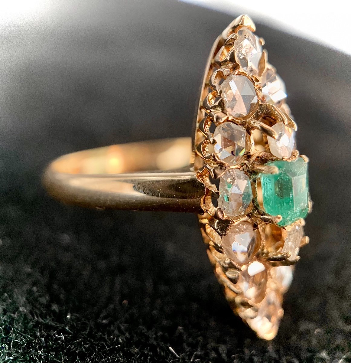 Marquise Ring In 18k Yellow Gold Set With A 0.35 Carat Emerald And 14 Rose Diamonds-photo-1