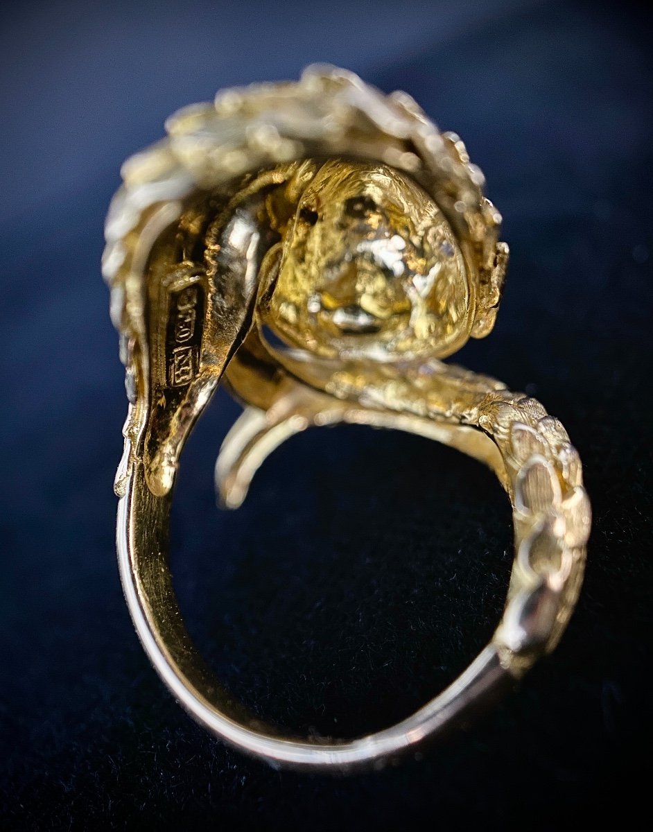 Chiseled Yellow Gold Ring In The Shape Of A Crocodile With Diamond Of 0.35 Carat + 0.10 Carat-photo-4