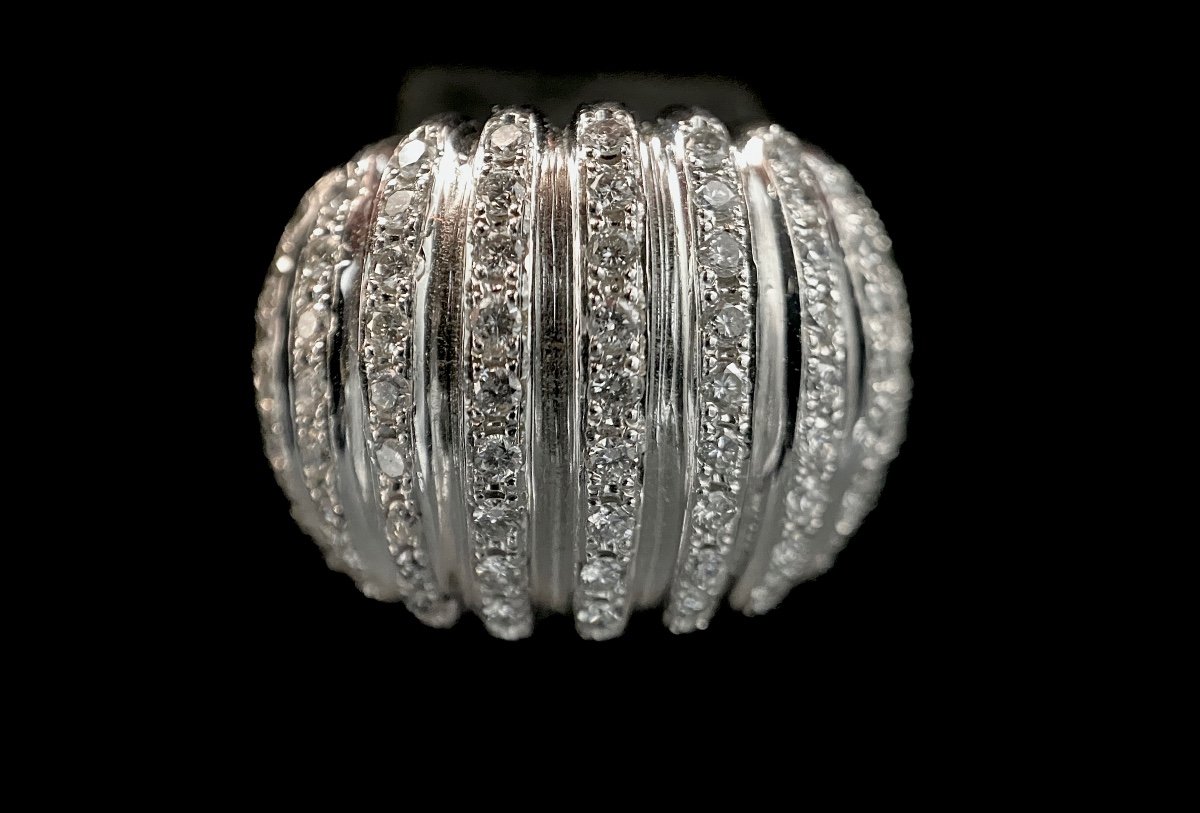 18-karat White Gold Ring Set With 1.74 Carats Of Brilliants-photo-4
