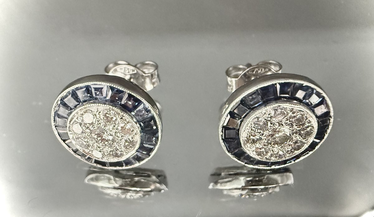 Pair Of Art Deco Earrings Set With Diamonds And Sapphires-photo-3