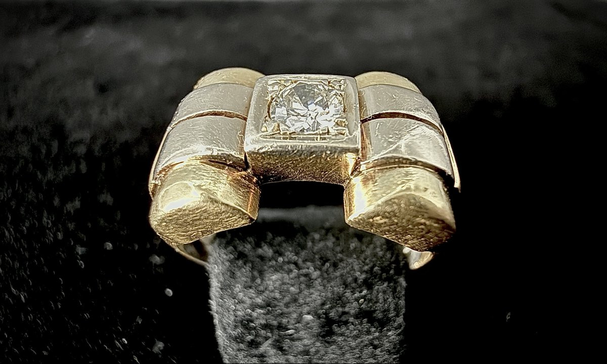 Tank Ring In 18-carat Yellow Gold Set With A 0.30-carat Brilliant-cut Diamond-photo-2