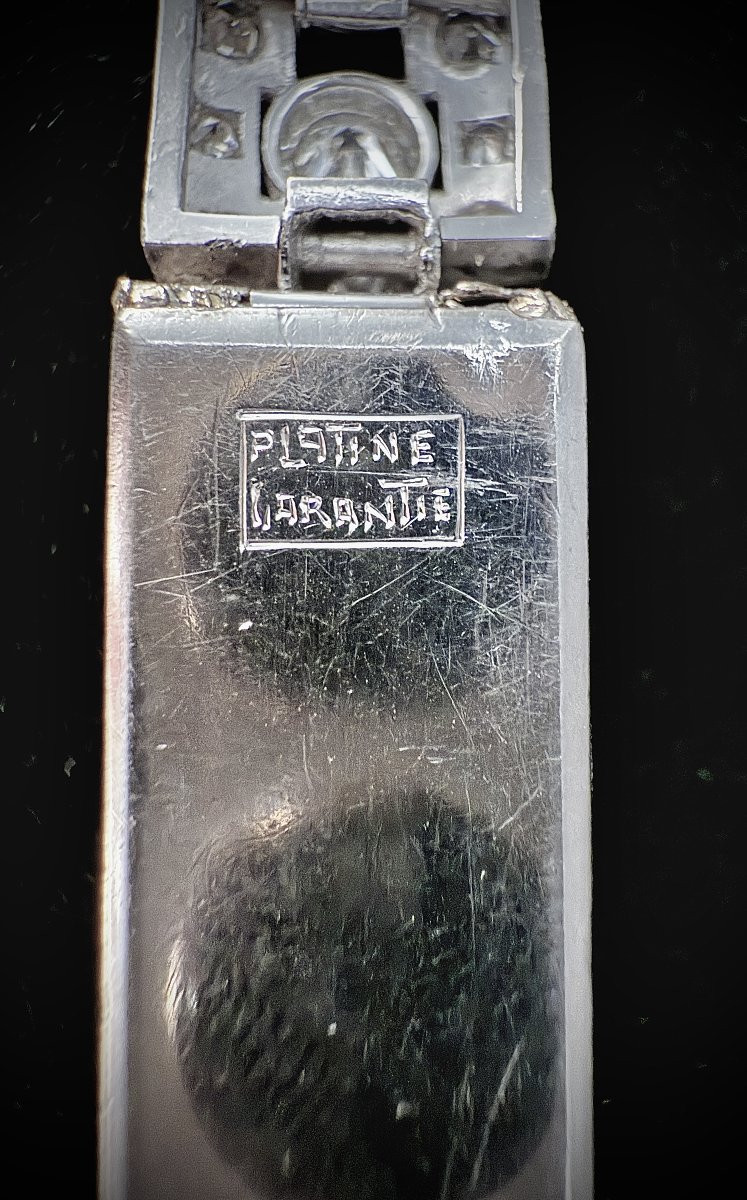 Bracelet Art Déco en platine orné de 80 diamants totalisant 3,60 carats-photo-3