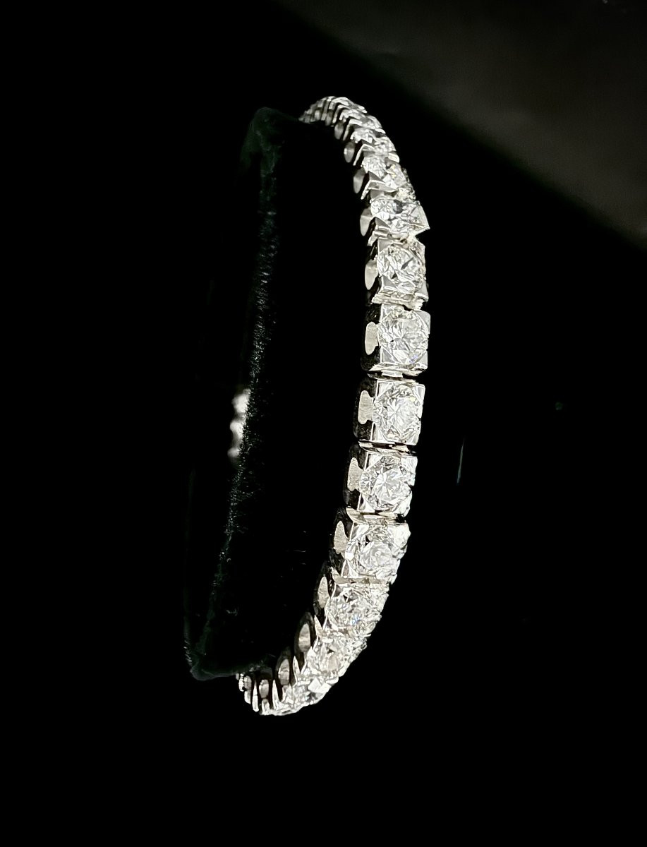 18-carat White Gold Rivière Bracelet Set With 7.50 Carats Of Diamonds-photo-1
