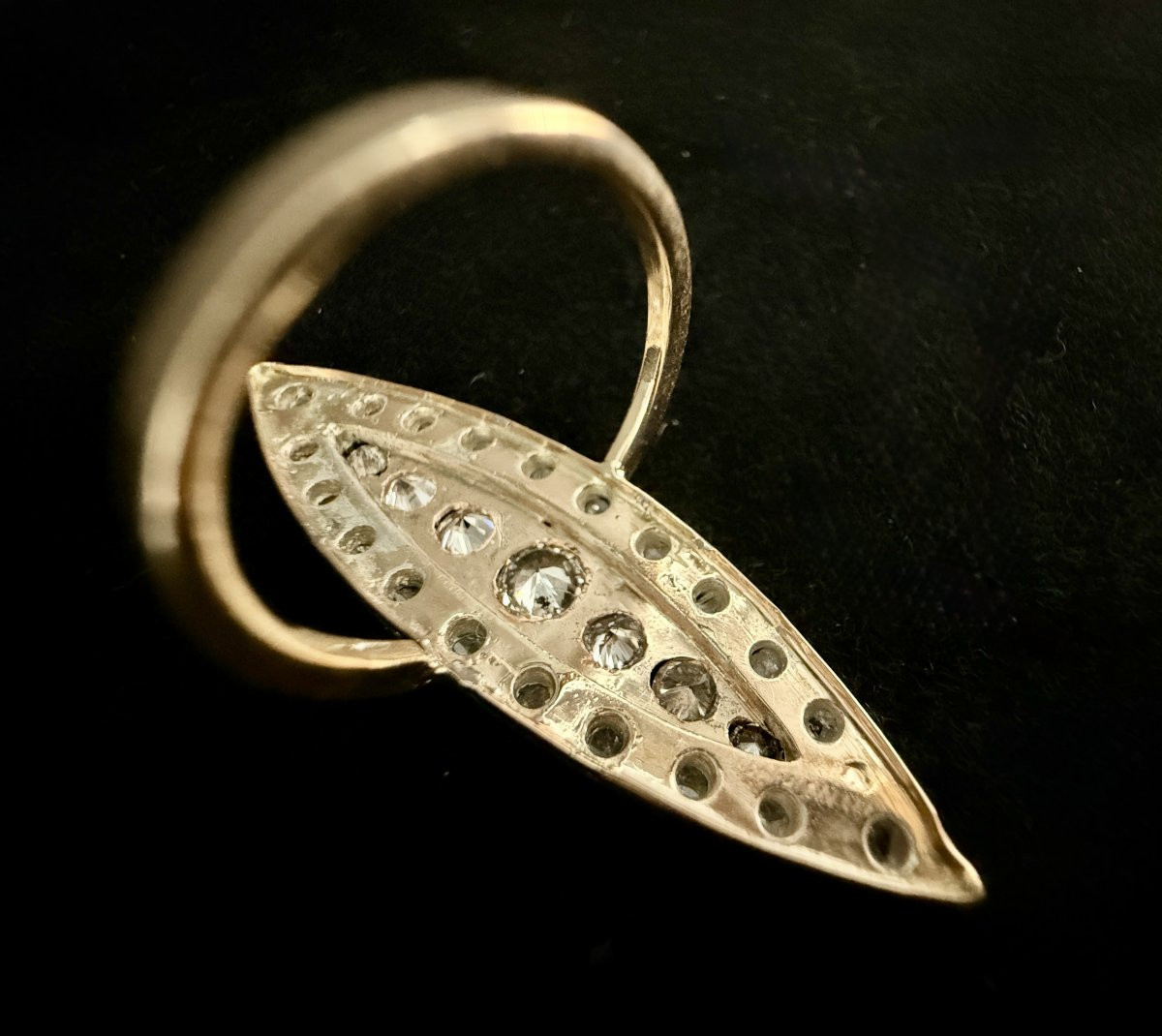 Marquise Ring In Silver On 18-carat Yellow Gold Set With 2 Carats Of Diamonds-photo-3