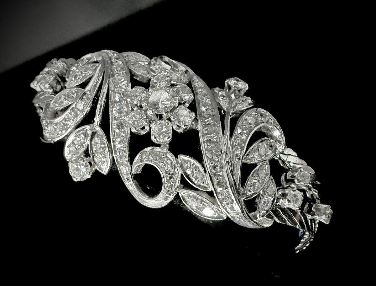 White Gold Bracelet Set With 4 Carats Of Brilliants