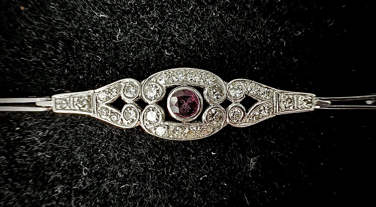 Bracelet en or blanc 18 carats serti d'un rubis et brillants-photo-2