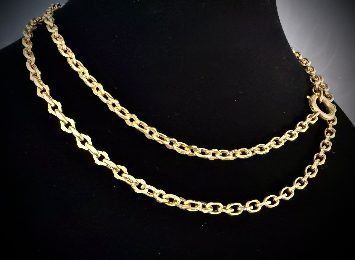 Antique Long Necklace In 18-carat Yellow Gold With Curb Links, 75 Centimeters In Length
