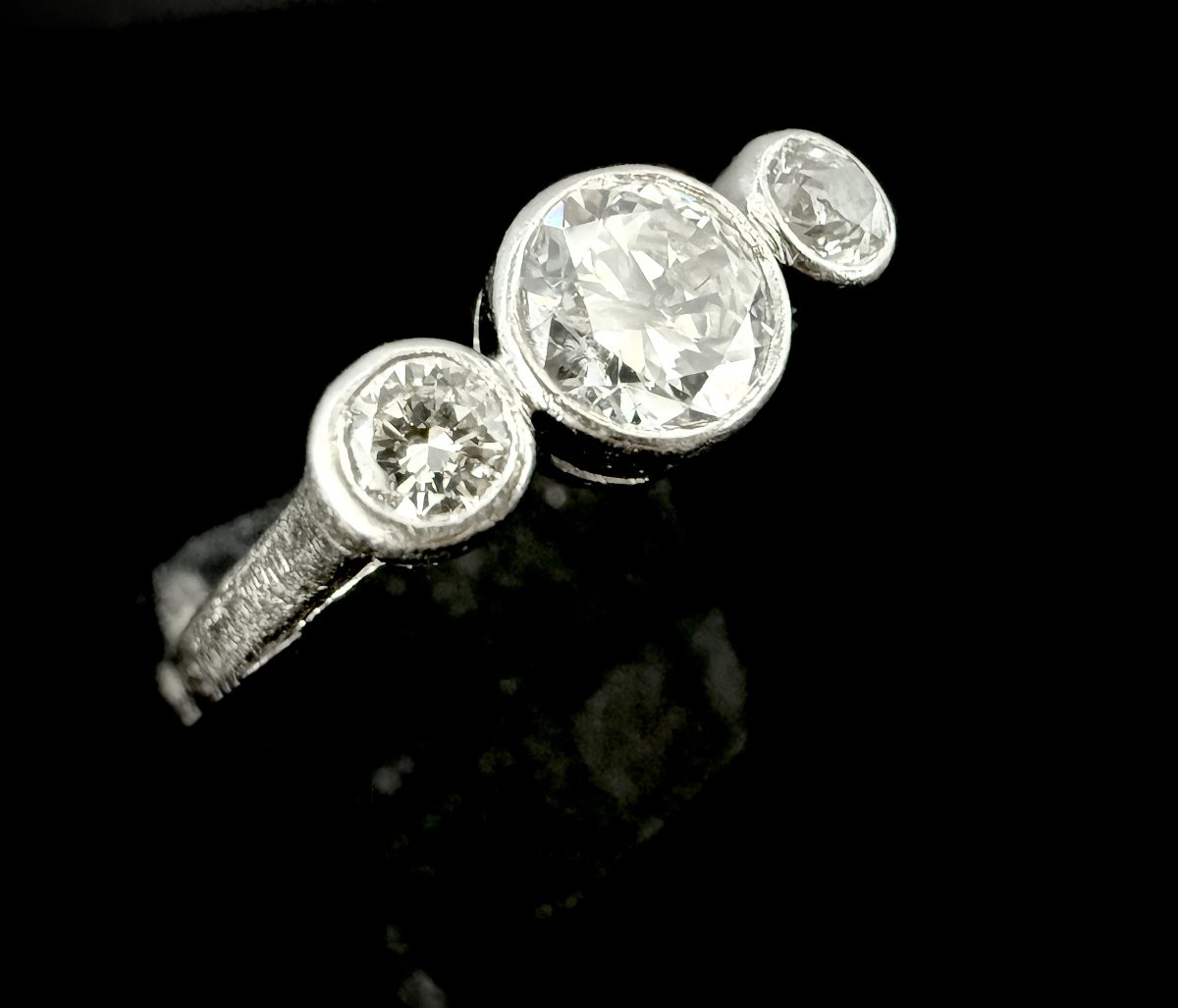 Bague ancienne en or blanc serti de 1 carat de diamants-photo-3