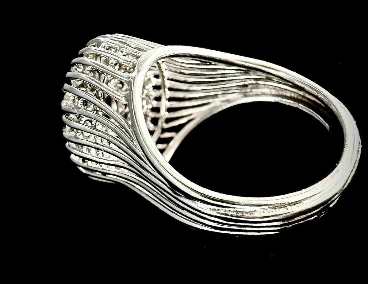 Bague en or blanc sertie d'un brillant central de 0,40 carat (VS-E/F)-photo-2