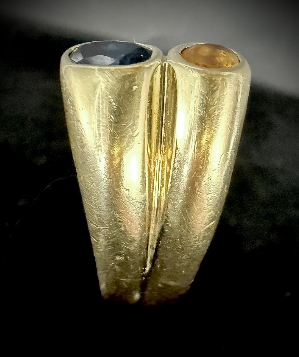 Bague or jaune sertie d'émeraudes, brillants et saphirs bleu et jaune-photo-3