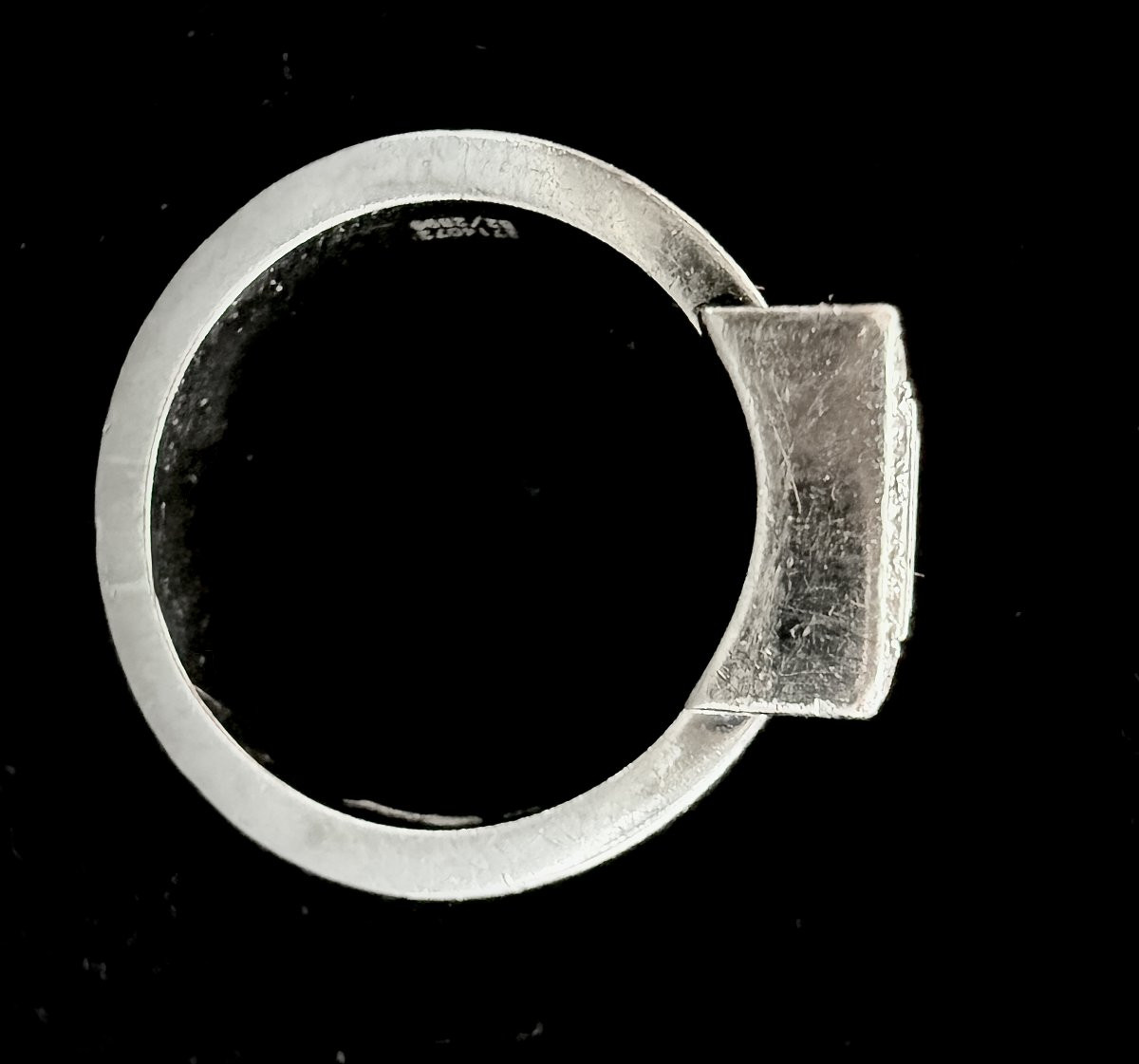 Bague signé Chopard collection Happy Diamonds avec un diamant flottant-photo-2