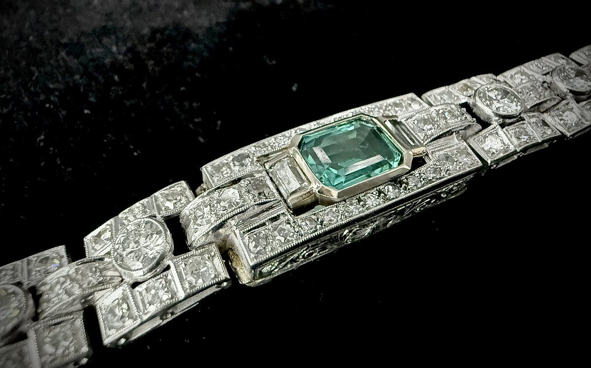 Art Deco Bracelet In Platinum And White Gold Set With An Emerald And 4.72 Carats Of Diamonds-photo-3