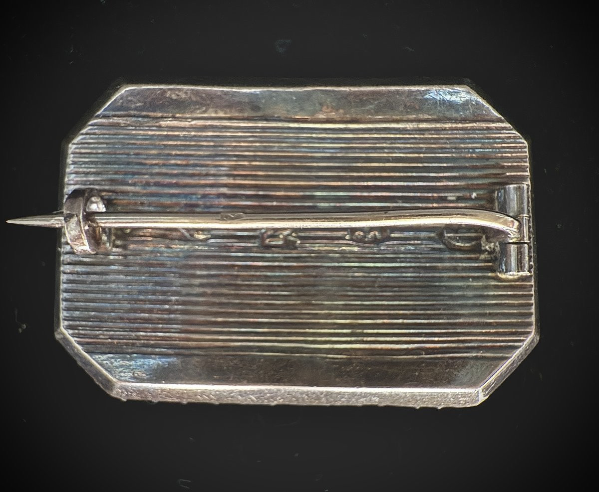 Napoleon III Brooch In Yellow Gold And Silver Set With Diamond Roses On A Blue Enamel Background-photo-1