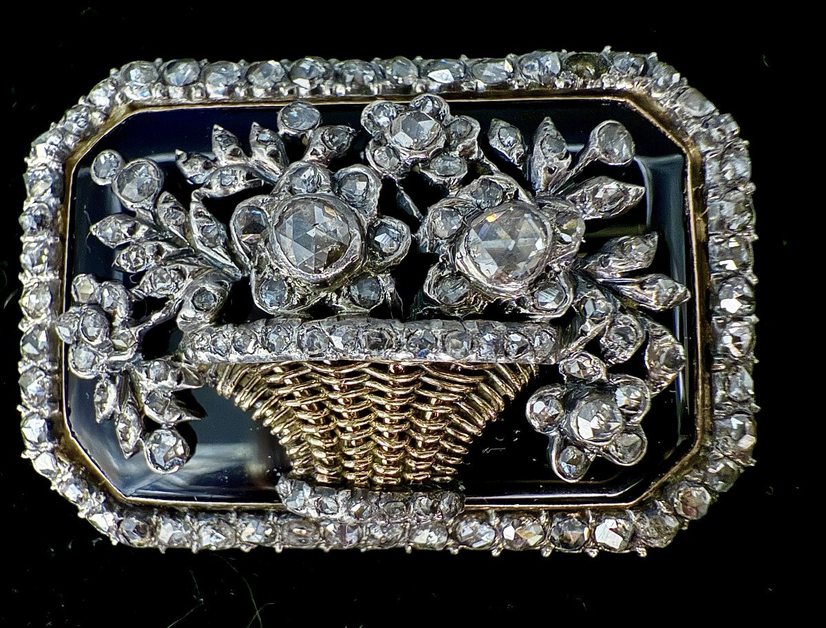 Napoleon III Brooch In Yellow Gold And Silver Set With Diamond Roses On A Blue Enamel Background-photo-3