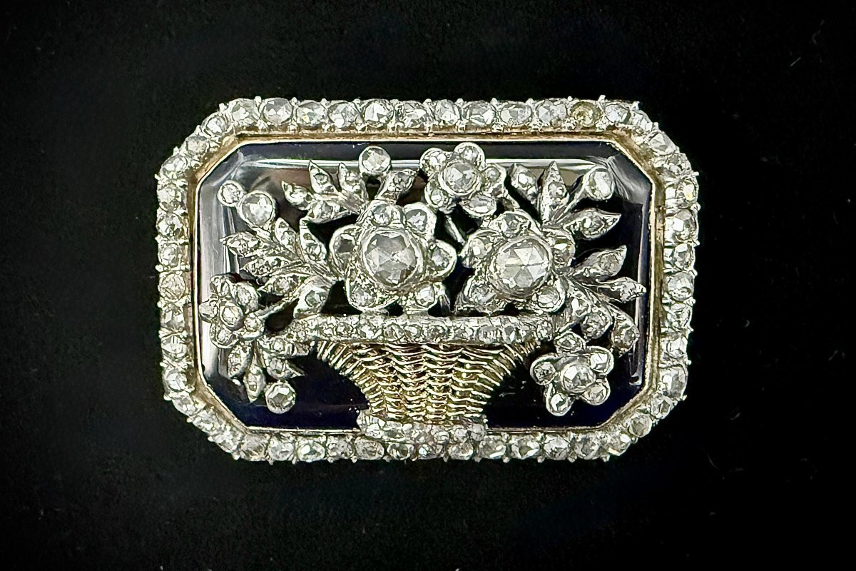 Napoleon III Brooch In Yellow Gold And Silver Set With Diamond Roses On A Blue Enamel Background-photo-5