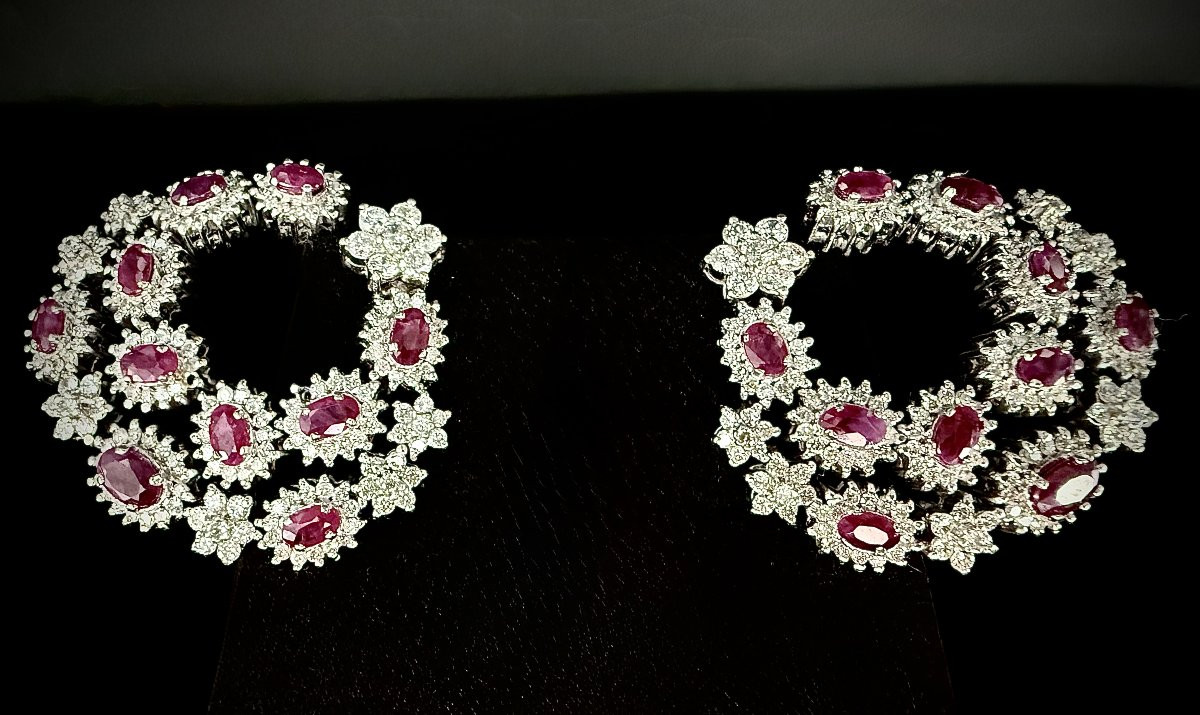 Boucles de H. Joaillerie or 18K, incarnant l'élégance  des créations joaillières d'exception-photo-3