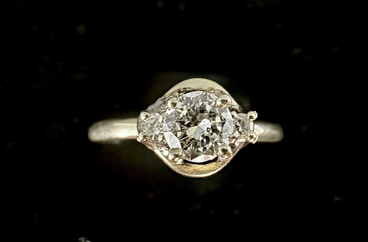 Yellow Gold Ring Set With A 0.35 Carat Diamond And Two 8/8-cut Diamonds-photo-2