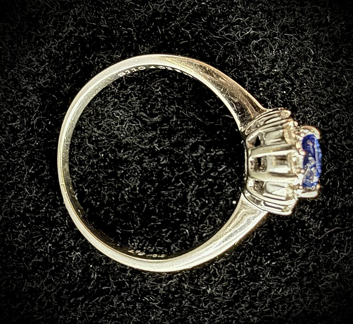 Bague marguerite or 18K avec 1,10ct de saphir et 0,25 ct de diamants. Pierre naturelle testée-photo-2