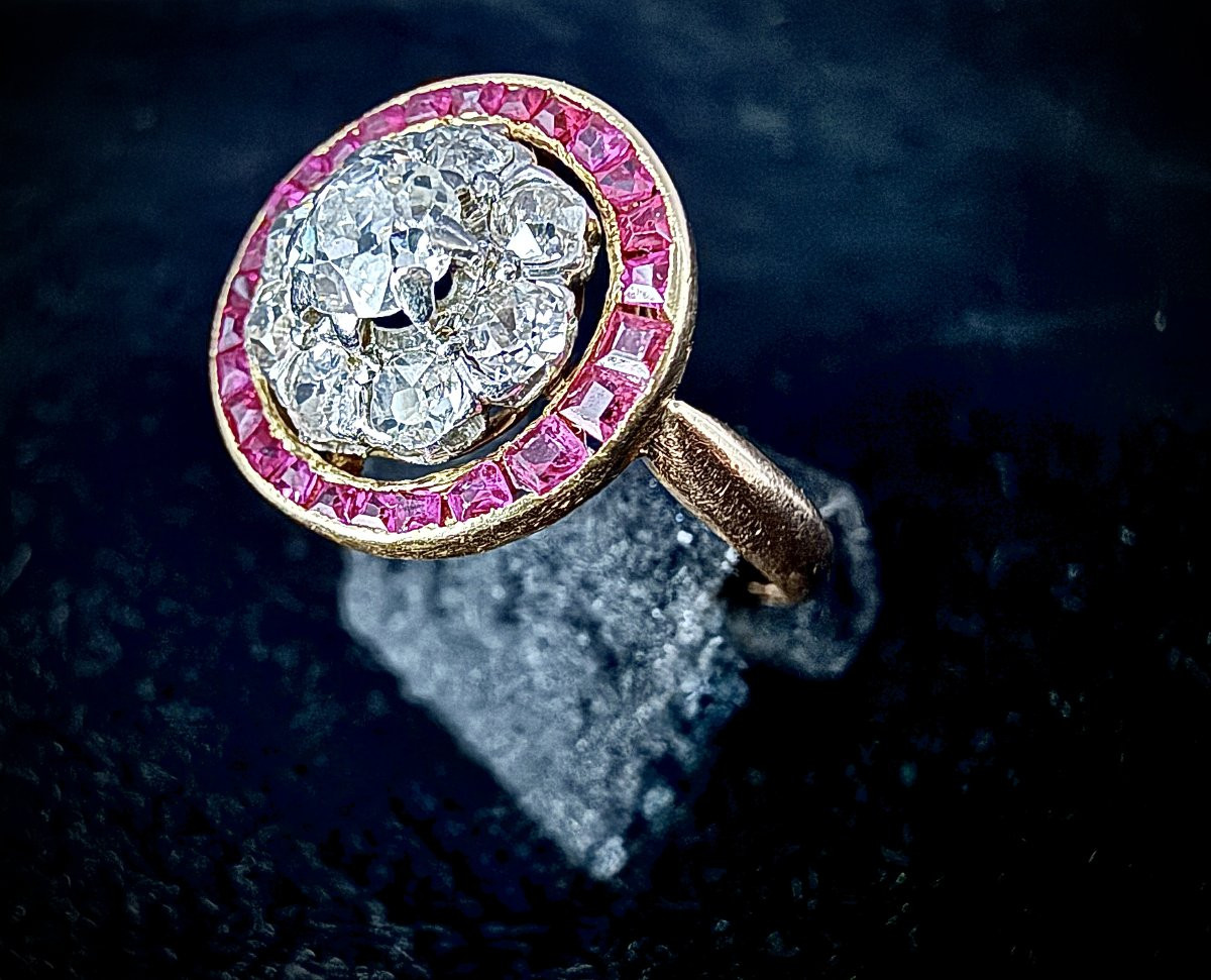 Antique Ring In 18k Yellow/pink Gold, Old-cut Diamonds And Calibrated Rubies - Approx 1 Carat-photo-4