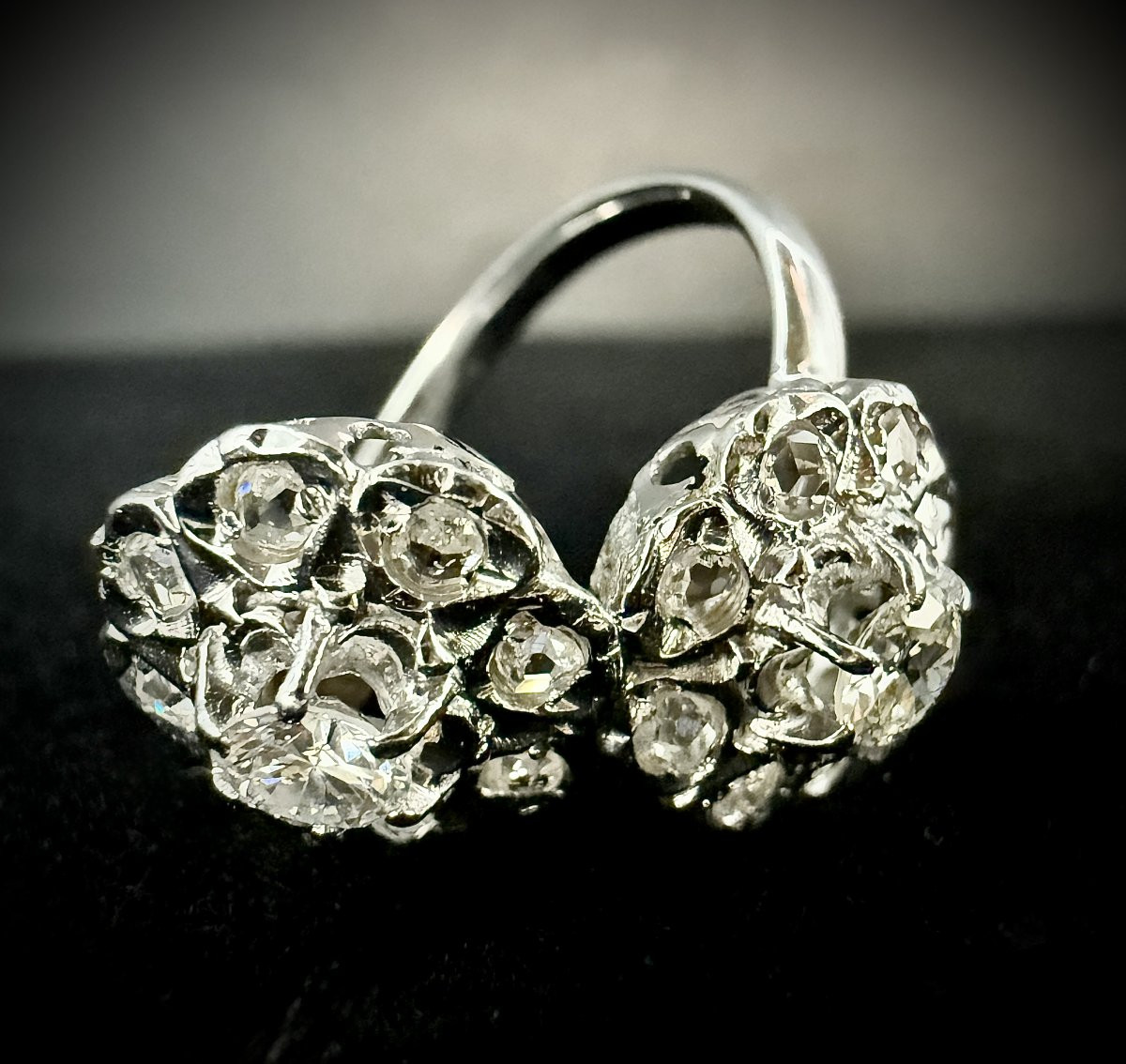 Flower-shaped Toi Et Moi Ring In 18k Gold - Mixed-cut Diamonds-photo-5