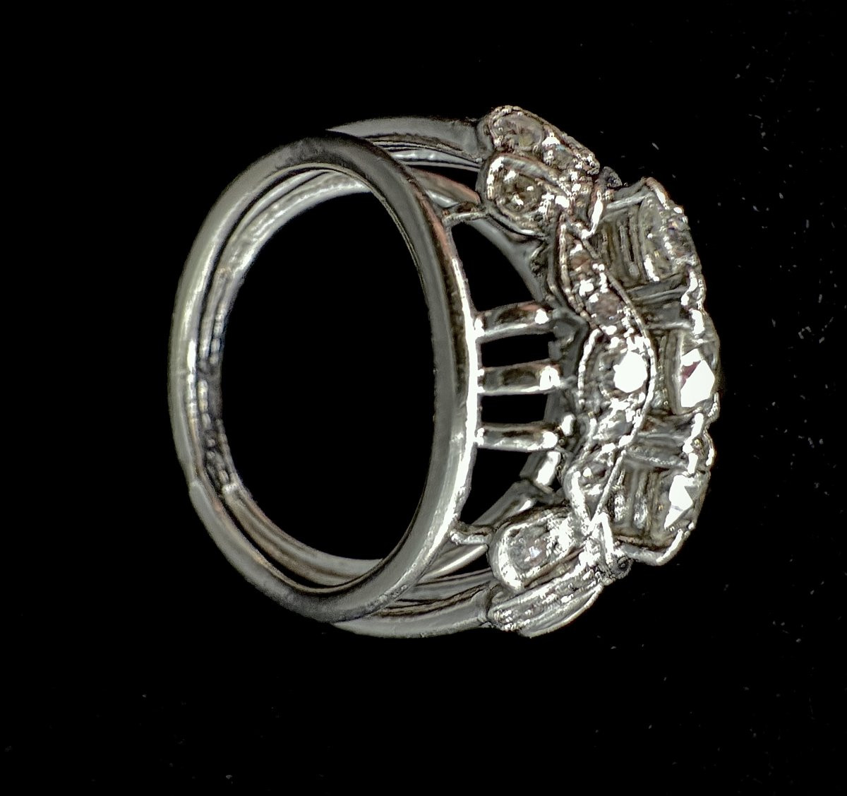 1930's Ring - 18k Gold - 3 Old-cut Diamonds Approx 1.15ct + Setting-photo-2