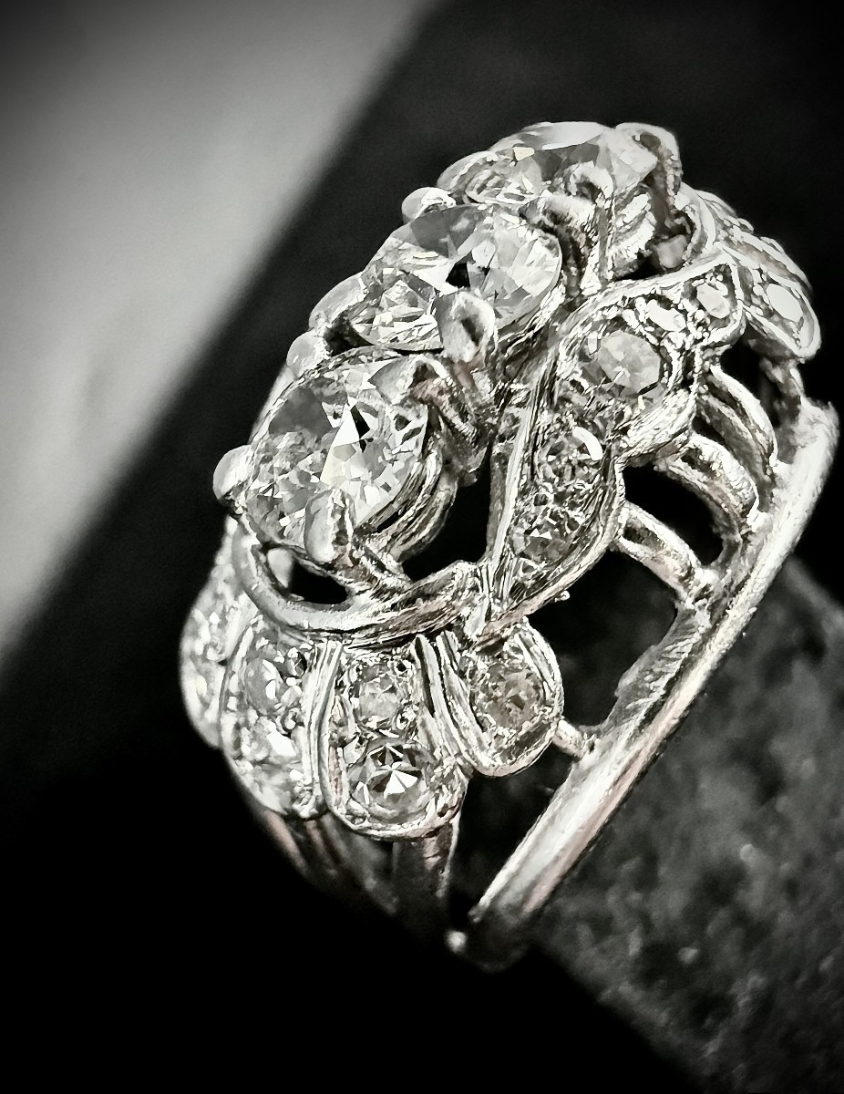 1930's Ring - 18k Gold - 3 Old-cut Diamonds Approx 1.15ct + Setting