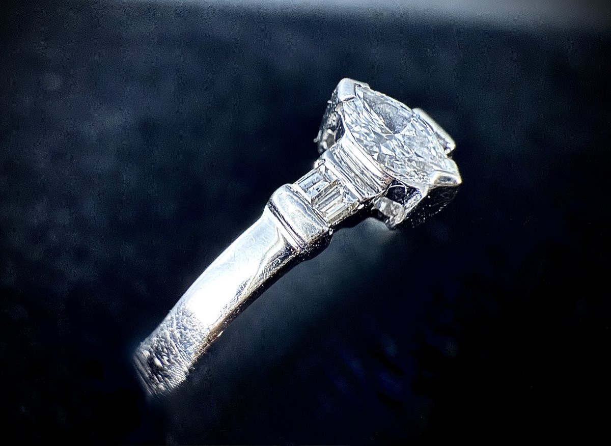 18k Gold Ring - Marquise-cut And Baguette-cut Diamonds-photo-3