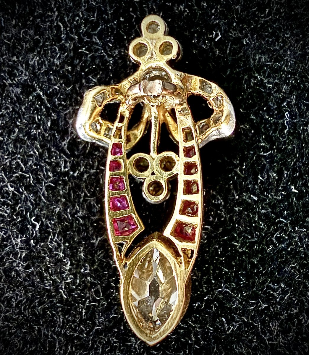 Pendentif Art Nouveau raffiné en or et argent serti d'un diamant marquise ancienne d'env 1 ct-photo-2