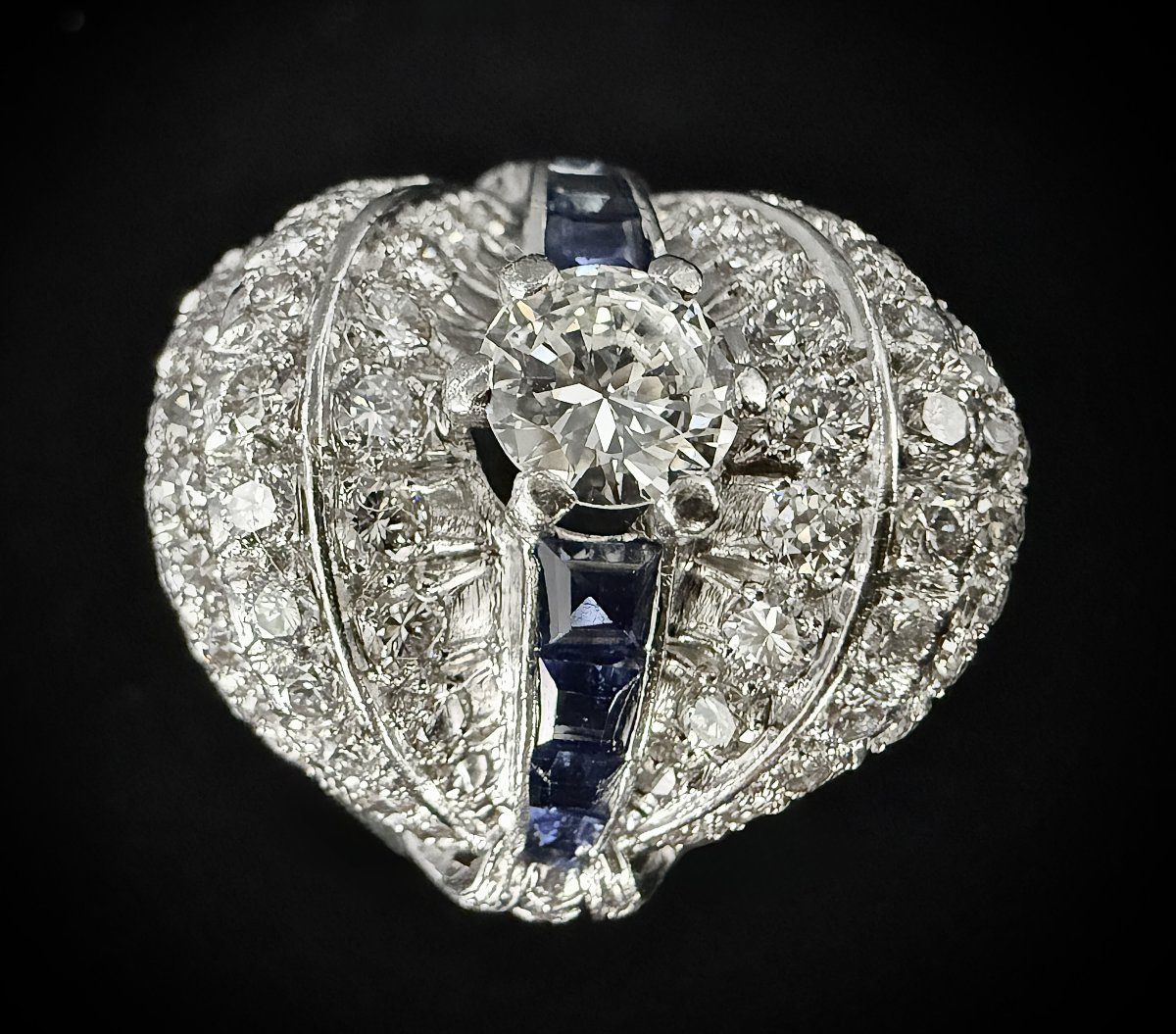 Art Deco-style Cocktail Ring In Platinum, With Approximately 3 Ct Of Diamonds And Calibrated Sapphires-photo-2