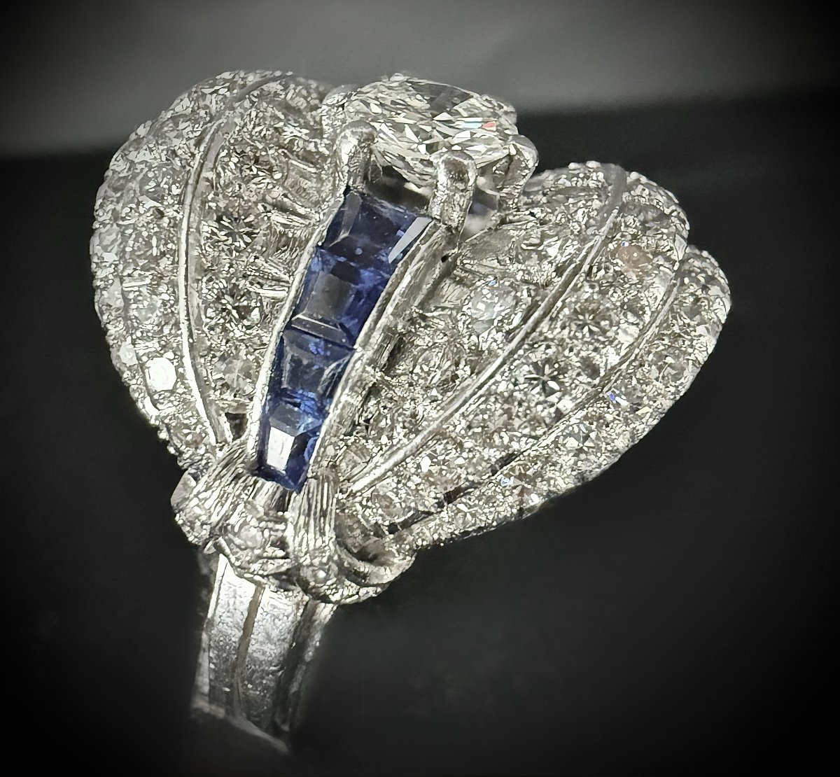 Art Deco-style Cocktail Ring In Platinum, With Approximately 3 Ct Of Diamonds And Calibrated Sapphires