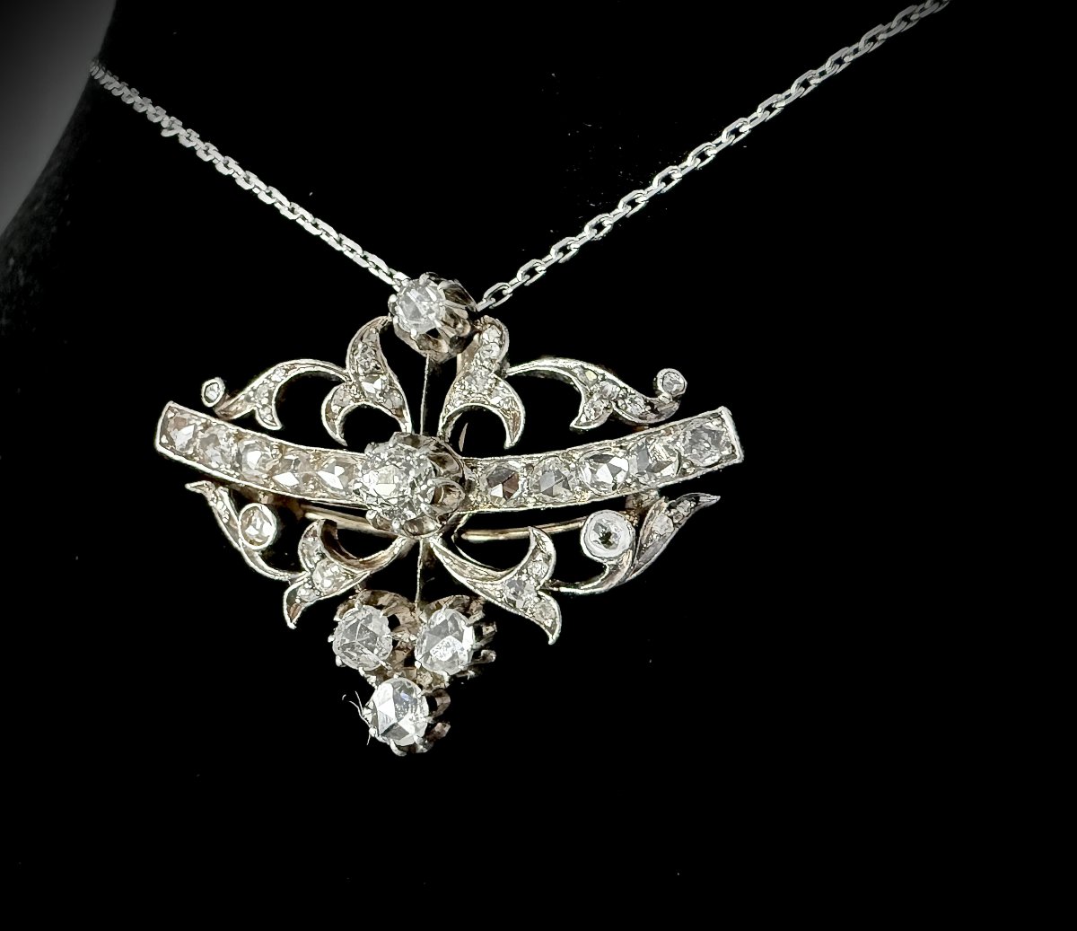 Broche et pendentif belle époque or jaune et platine sertie de diamants anciens