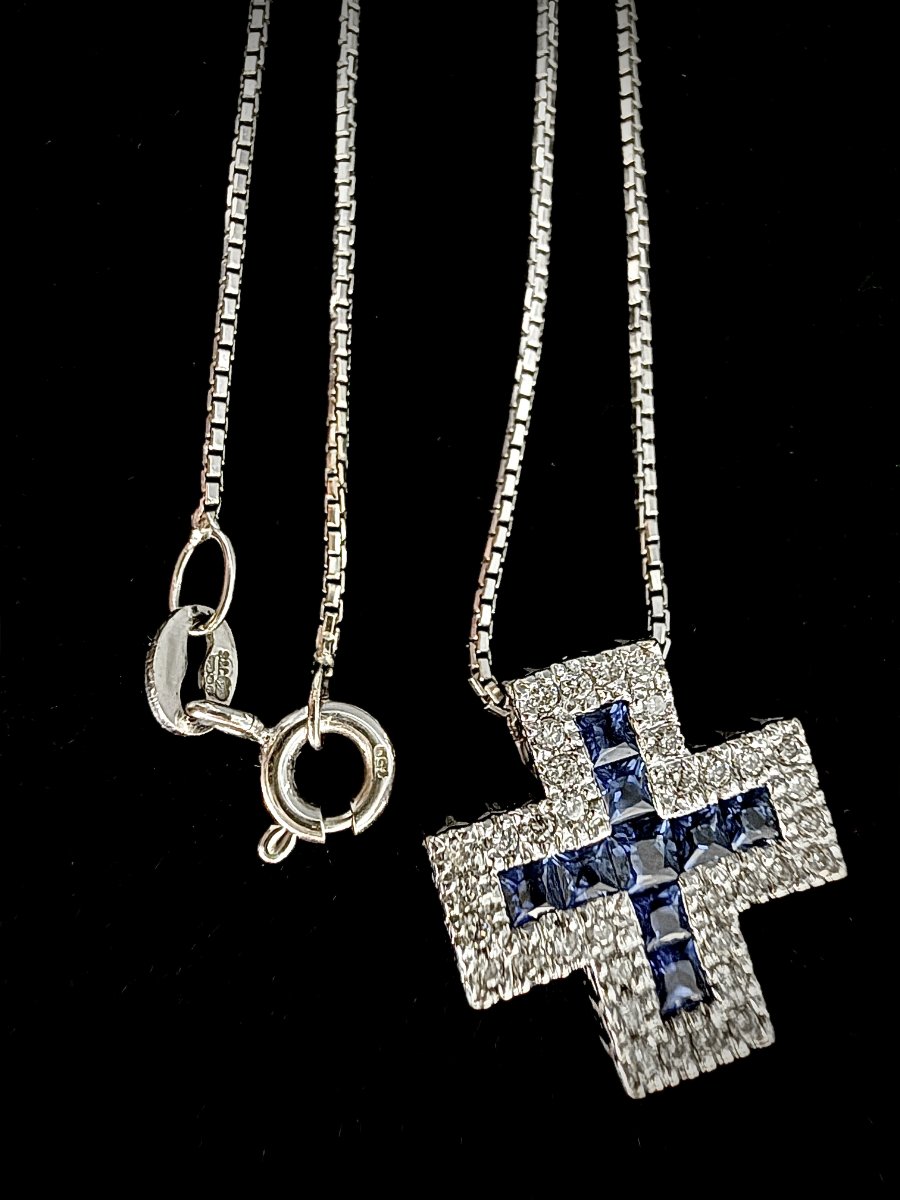 18-karat White Gold Cross Pendant With Calibrated Sapphires And Diamonds-photo-2