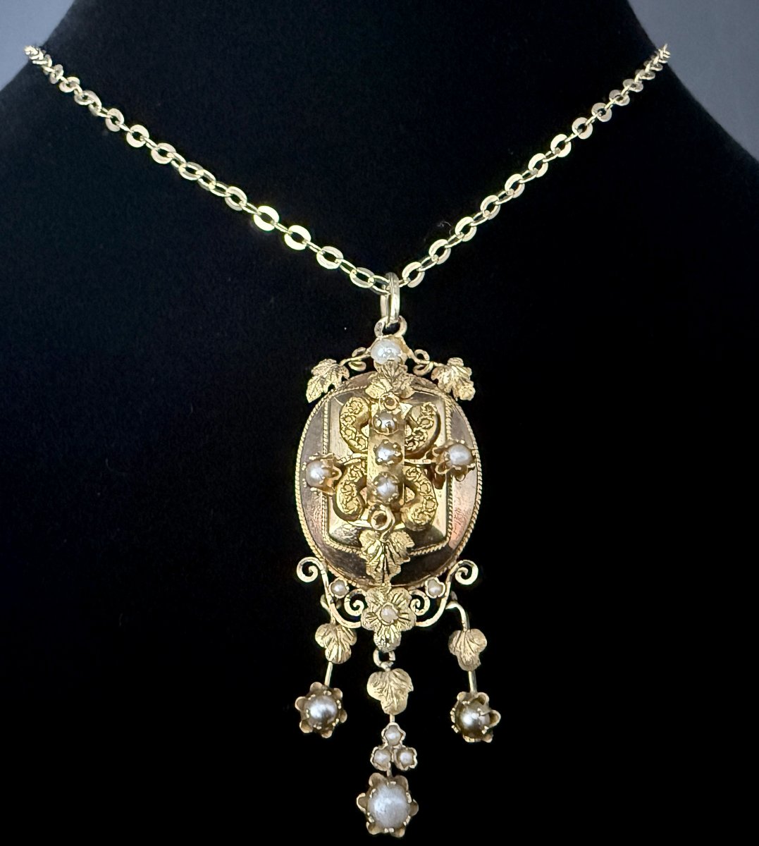 Pendentif Napoléon III, or rose/jaune 18 carats, feuillages et motifs floraux et perles fines-photo-4