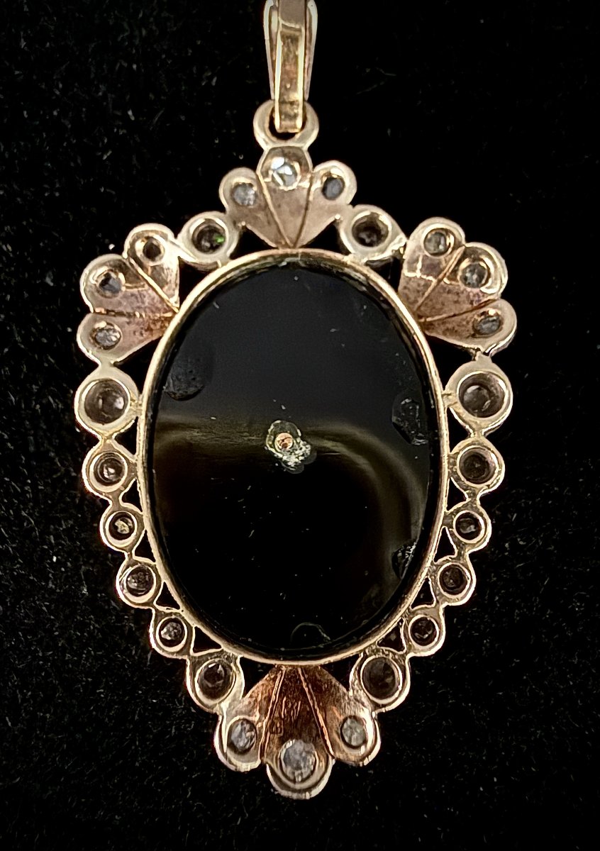 Pendentif XIX siècle, en platine et en argent orné d'onyx, diamants taille rose et ancienne-photo-1