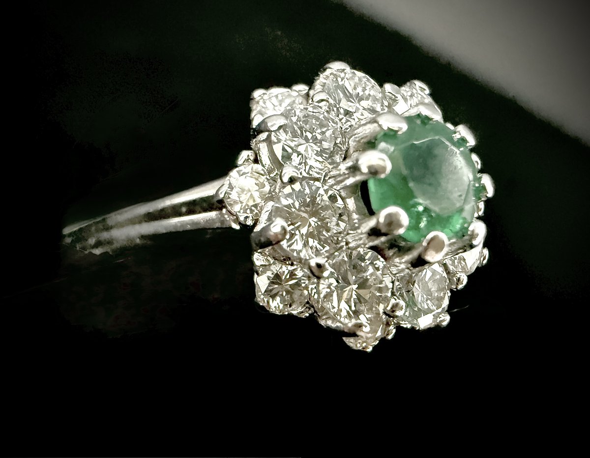 Bague marguerite or blanc 18 carats émeraude et diamants-photo-1