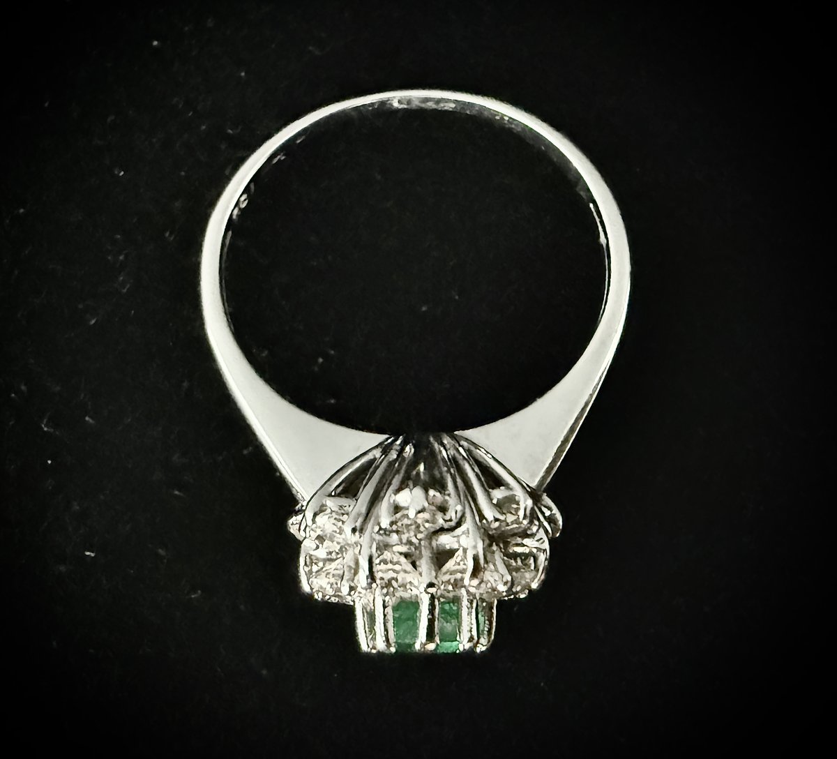 Bague marguerite or blanc 18 carats émeraude et diamants-photo-2