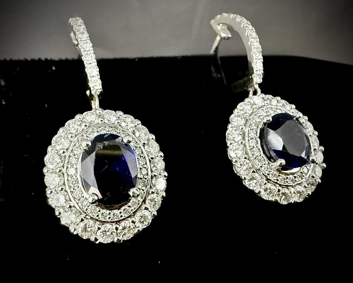 Boucles d'oreilles pendantes, or blanc 18 carats, saphirs - 4 carats et diamants - 3,25 carats-photo-4