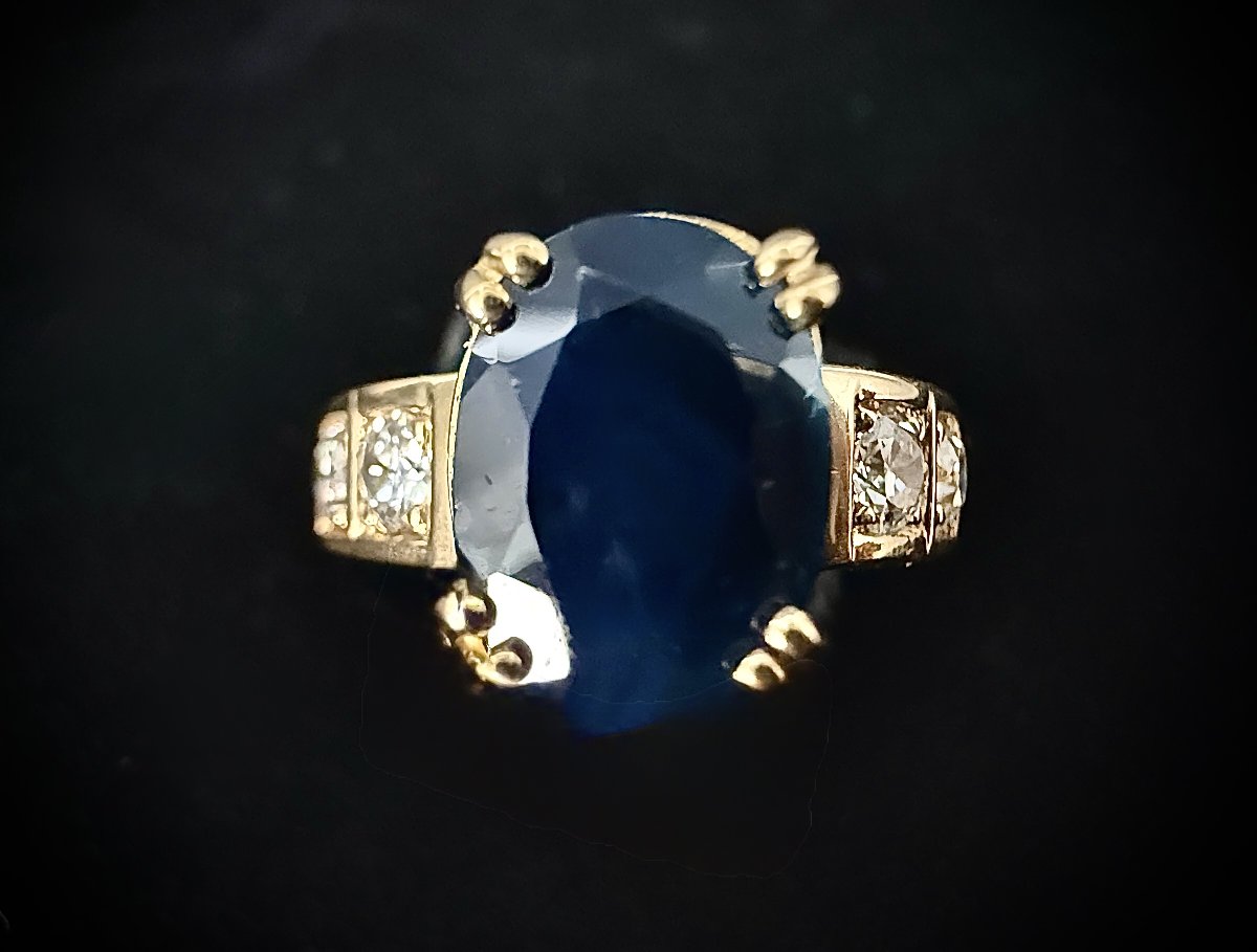 Bague or jaune 18K, saphir naturel non chauffé de 3,11 carats et diamants