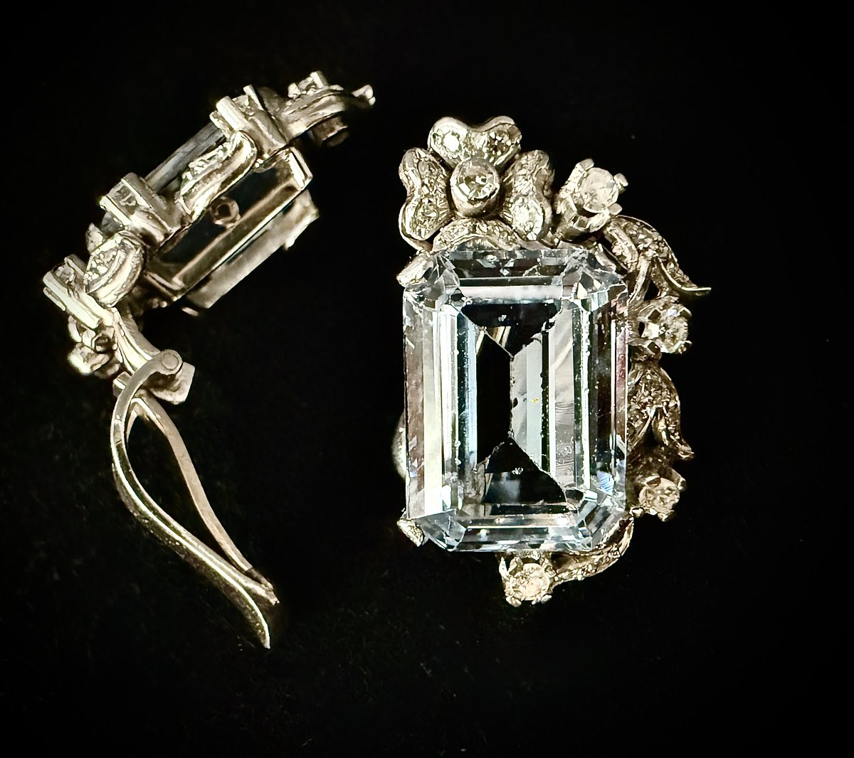 Platinum Earrings With Emerald-cut Aquamarines Weighing Approximately 13 Carats And Diamonds-photo-2