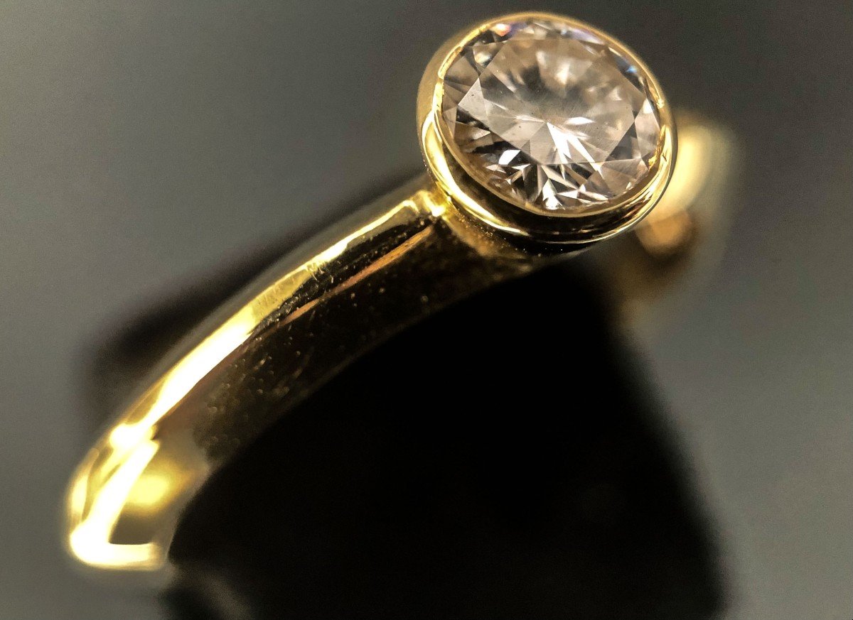 18k Yellow Gold Solitaire Ring Set With 1 0.60 Carat Diamond (e / F - Vs)-photo-1