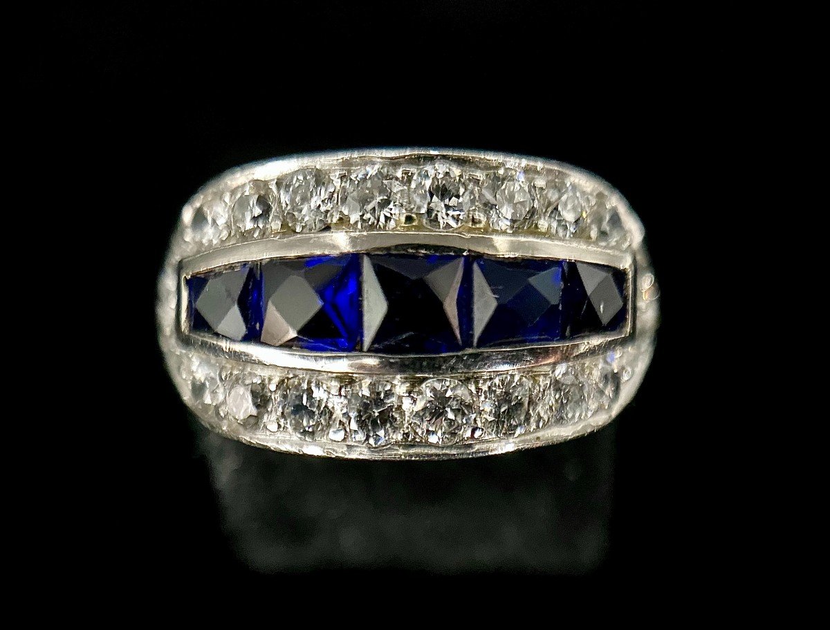 Platinum Ring Adorned With 5 Calibrated Sapphires And 1.32 Carats Of Diamonds-photo-4