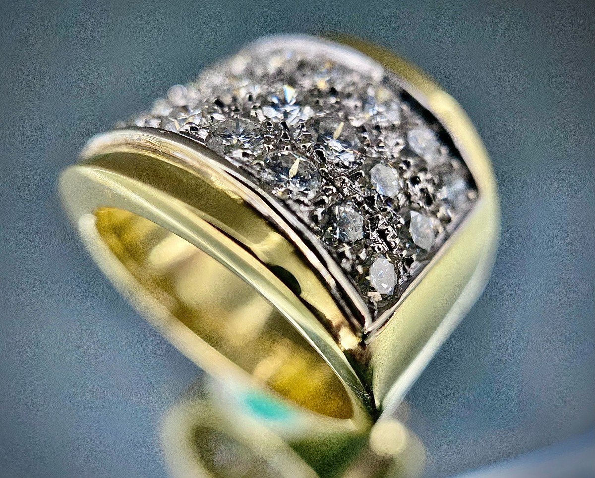 18k Yellow And White Gold Ring With 1.44 Carats Of Diamonds