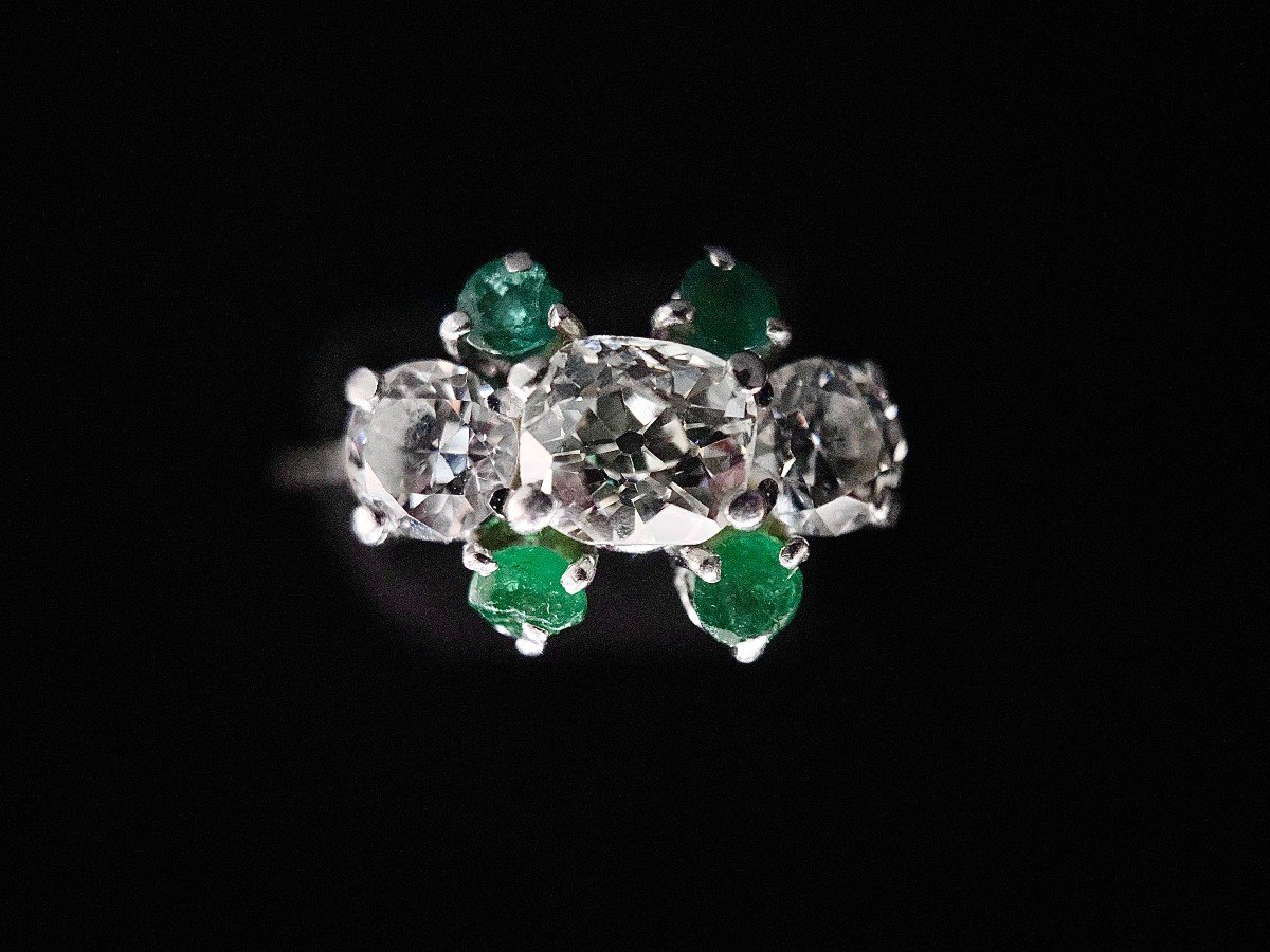 Bague En Or Avec Diamant Central De 0,70 Carat (vs-g/h) Entouré De 2 Brillants De 0,40 Carat-photo-1