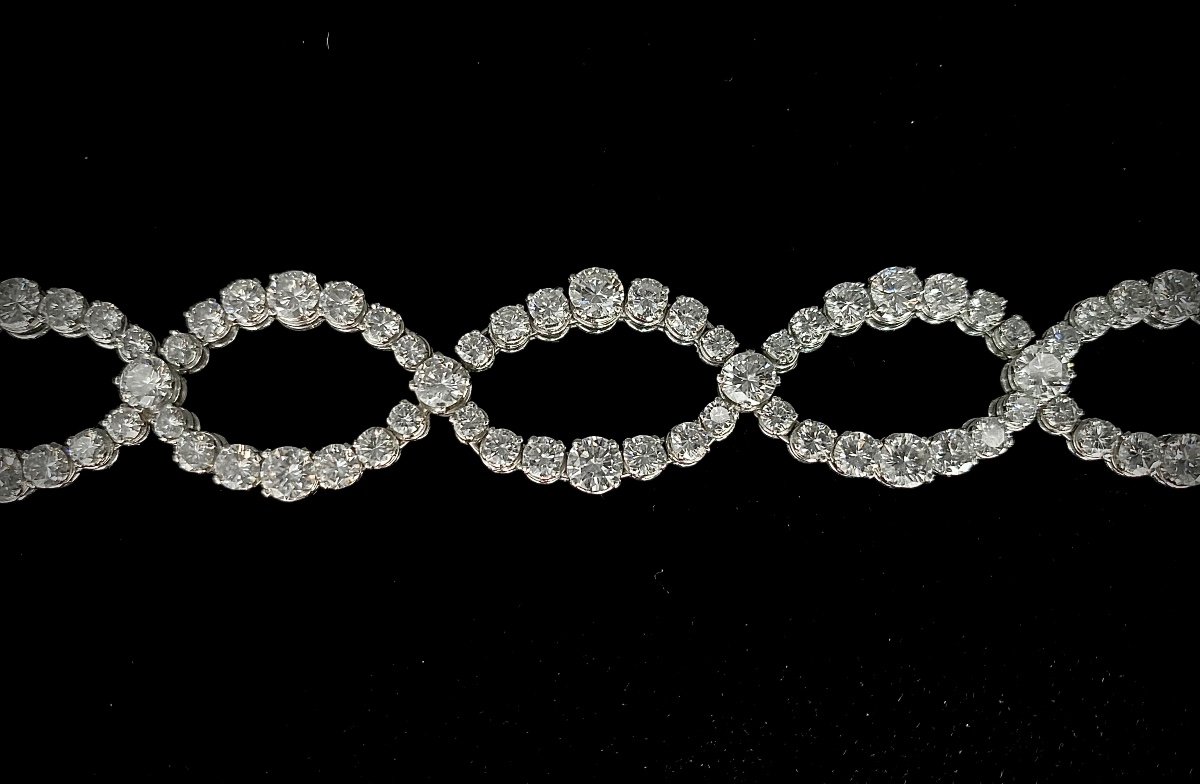 Articulated Bracelet In 18 K White Gold Adorned With 122 Diamonds Total: 17.50 Carats-photo-8