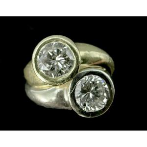 Bague or blanc et jaune serti de deux diamants de 0,75 carat chacun (VS-G/H)