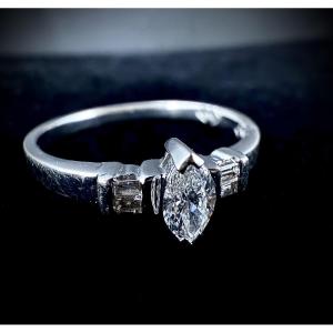 Bague or 18K - diamant taille marquise et diamants taille baguette